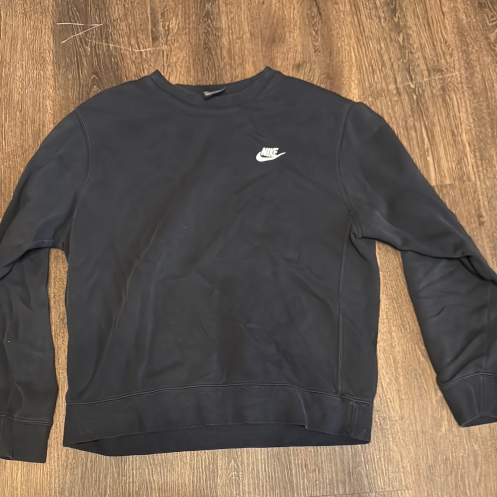 Nike Men's Black Crewneck